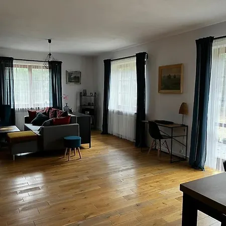 Dworek Pod Lasem Ferienhaus Serock